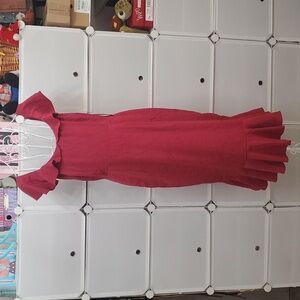 Chelsea 28 dress size medium